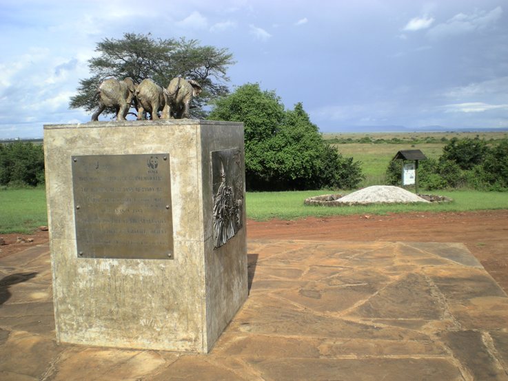 Ivory burning site monument nairobi - Award Tours & Safaris